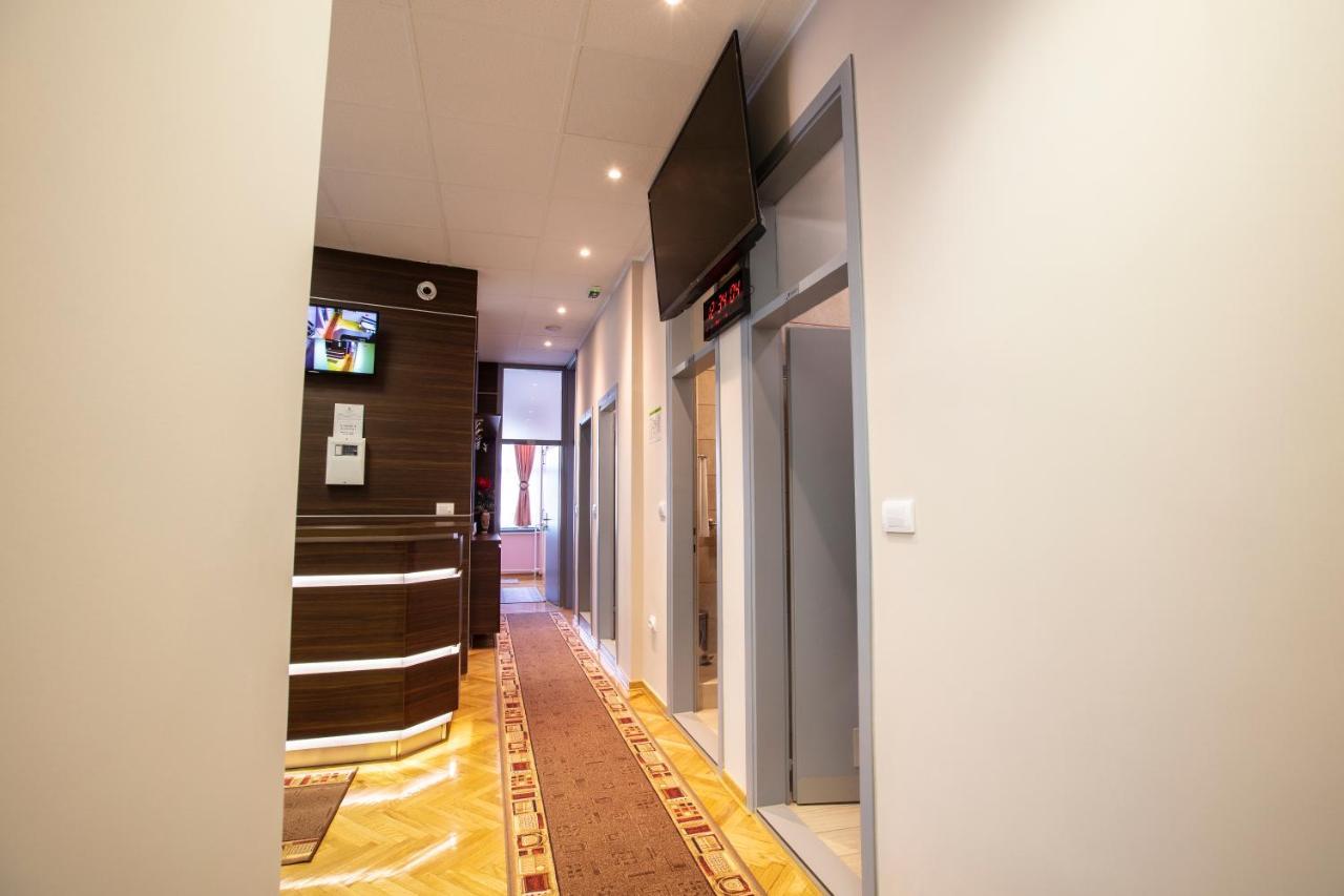 Hostel Amd 贝尔格莱德 外观 照片