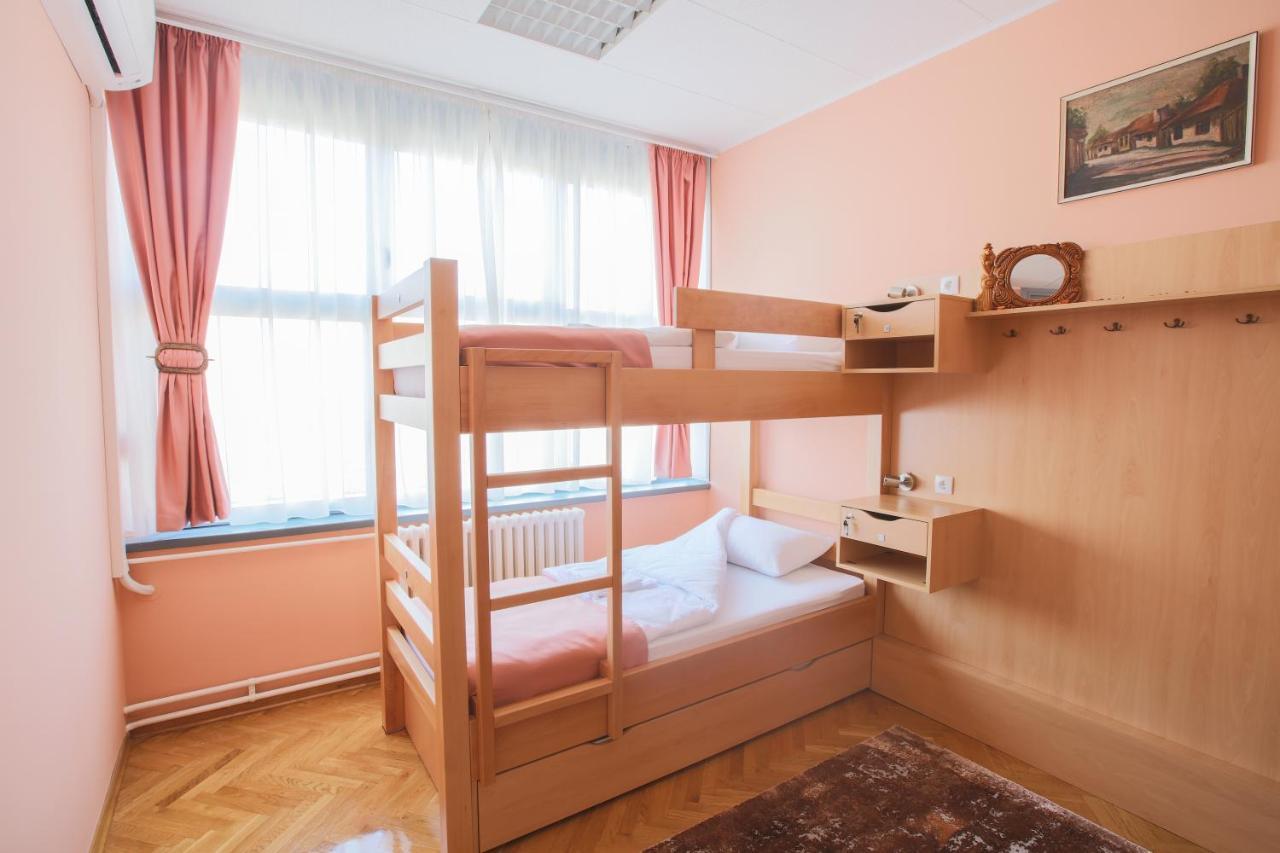 Hostel Amd 贝尔格莱德 外观 照片